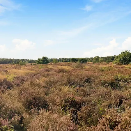 2 Bedroom Gorgeous In Dom wakacyjny *