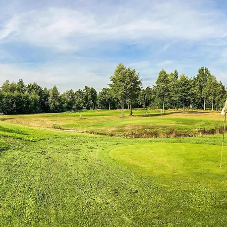 Dom wakacyjny 2 Bedroom Gorgeous In