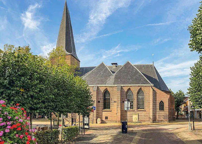 2 Bedroom Gorgeous In Voorthuizen